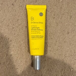 Dr. Dennis Gross Lightweight Wrinkle Defense SPF 30